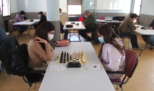 Ana González (dcha.) vs Guiomar Serrano